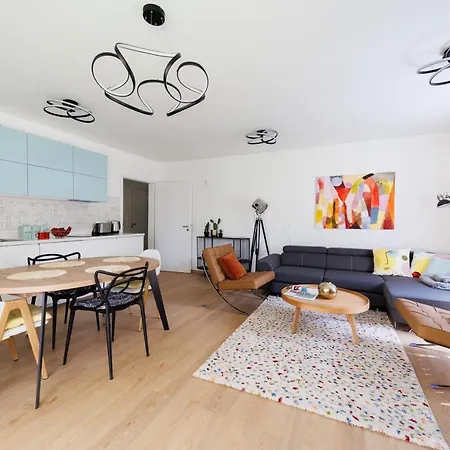 Bauhaus Wellness Fsz. 3 Apartman *
