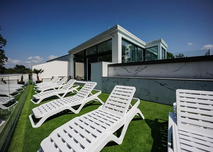 Bauhaus Wellness Fsz. 3 Siófok
