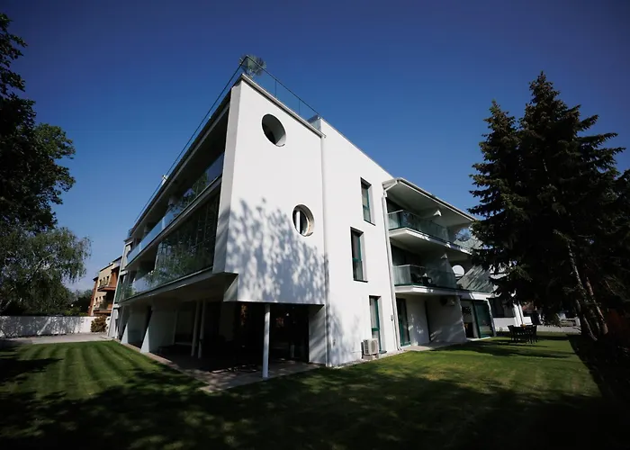 Bauhaus Wellness Fsz. 3 Siófok